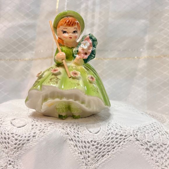 Vintage Porcelain Figurine, English Irish Ceramic Girl Doll Figurine - Picture 1 of 10